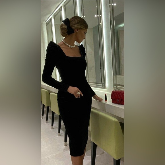 Nicole Miller Mini dress - Picture 1 of 4